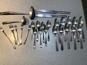 Lot of Assorted Antique Silverplate Flatware Pieces Various Brands ..Crafting - Picture 1 of 9