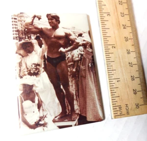 Arnold Schwarzenegger Body Builder Ata Boy Magnet Vintage 1990s USA - Picture 1 of 2