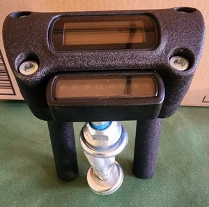 Harley-Davidson M8 Softail 18-24 Factory Digital Gauge & Risers - Picture 1 of 8