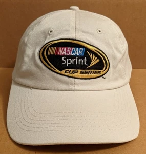 Baseballmütze Kappe NASCAR Sprint Cup Serie 2010 cremeweiß verstellbar Klettverschluss - Bild 1 von 7