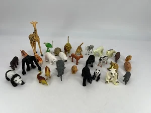 Miscellaneous Lot of (30) Various Brands Plastic Wild Animals - Picture 1 of 7