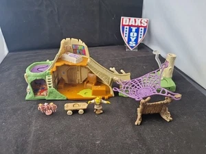 SHREK 2 MOVIE MINI FIGURE PLAYSET SHREK'S SWAMP HOUSE HASBRO - Picture 1 of 7