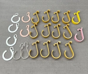 Vintage Plastic Shower Curtain Hooks Set of 22 Mixed Colors & Shapes 1950s - Picture 1 of 10