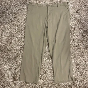 Nike Golf Dri Fit Pants Mens 40x30 Tan Lightweight Flat Front - Picture 1 of 13
