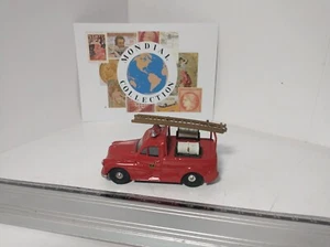 PMPB5-0222 Truck Firefighters Corgi Morris Minor Fire - Picture 1 of 2
