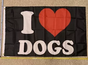 I Love Dogs Flagge KOSTENLOSER VERSAND Hundeliebhaber Herz schwarz Liebe USA Schild Poster 3x5 - Bild 1 von 1