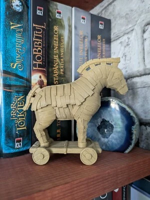  Regalo Caballo de Troya plástico decoración escritorio oficina  Foto 1 de 4