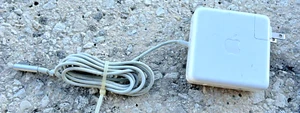 Apple 9T54 ITE Power Supply E132068 Genuine Apple Charger - Picture 1 of 5