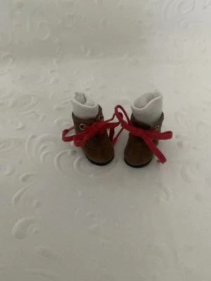 "Botas marrones resistentes Madame Alexander con calcetines para muñeca de 8"""  Foto 1 de 4