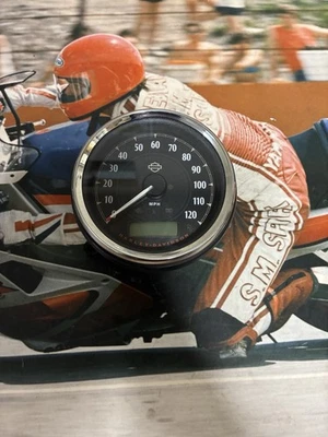 Harley Dyna Street Bob 2006-2017 velocímetro medidor de velocidad fabricante de equipos originales 4 k millas 67478-12 Foto 1 de 4