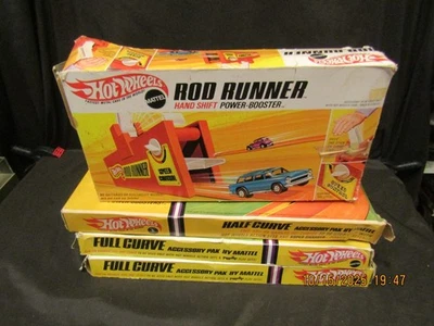 5-HOT WHEELS 2-FULL CURVE-1-HALF CURVE-1 RD HAND SHIFT-1-POWER SPEED LAUNCHER - Image 1 of 4