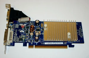 Scheda video Asus Nvidia GeForce 7100 GS 128 MB, 512 MB - Foto 1 di 2