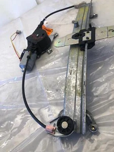 1998 - 1999 LINCOLN TOWN CAR Rear Door Window Regulator w/ Motor Passenger Right - Picture 1 of 14