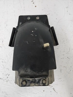 本田摩托车 1982 - 1983 CB750SC NightHawk 上后挡泥板 # 80105-ME1-670 — 第 1/4 张图片