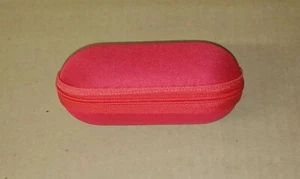 3" Clam Style Padded Pouch Hard Case for Glass Pipe Storage w/ zipper - Picture 1 of 5