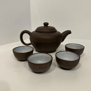 Chinese Yixing Zisha Tea Set Teapot with 4 Individual Serving Size Cups Preowned - Picture 1 of 12