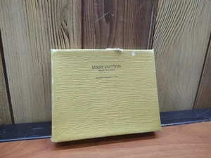 Vintage Louis Vuitton Empty Box and Dust Bag - Imagen 1 de 5