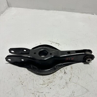 OEM BMW 430i 16-24 440i BRAZO DE CONTROL INFERIOR TRASERO DERECHO O IZQUIERDO ASIENTO DE RESORTE 1 PIEZA Foto 1 de 4