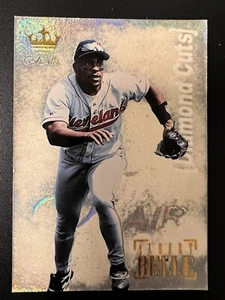 1996 Fleer Flair Diamond Cuts Insert #2 Albert Belle Cleveland Indians  - Picture 1 of 2
