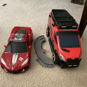 Micro Machines Red Corvette Raceway And Van City with all Accessories - Picture 1 of 11