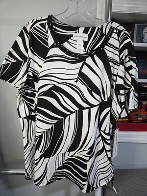 *NEW WITH TAGS* Alfred Dunner Women’s Black & White Top, Size Large - Image 1 of 4