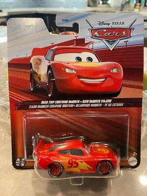 Disney Pixar Auto ROAD TRIP LIGHTNING MCQUEEN Metallo Serie Nuovo 2024 On The - Immagine 1 di 2
