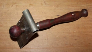 Vintage L.S. Starrett Universal Woodworking Swiveling Cabinet Maker's Wood Scrap - Picture 1 of 3