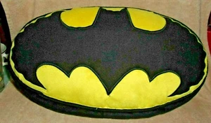 DC COMICS BATMAN INSIGNIA LOGO PLUSH FLEECE THROW ACCENT PILLOW 15"  - Picture 1 of 2