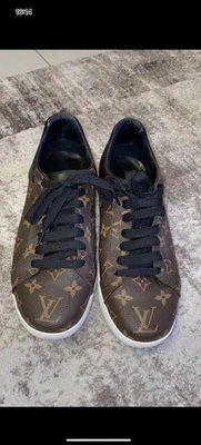 Mens Designer Trainers Size 7 - Image 1 of 4