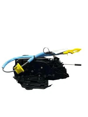 2024 BMW i4 GRAN COUPE G26 OEM RH FRONT RIGHT DOOR LATCH - Image 1 of 4