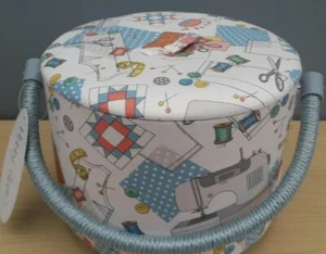 Brandneu mit Etikett Hobby Geschenk Handwerk/Nähen Organizer weiß/blau/grau "Nähideen" Design  - Bild 1 von 3