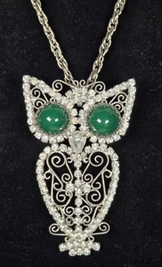 Vintage Rhinestone OWL Filagree Necklace 1960s GREEN Eyes Hinged Pendant Chain - Picture 1 of 12