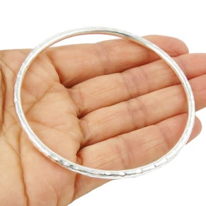 925 Sterling Silver Hammered Bangle Hallmarked Circle Tube Ladies Bracelet - Picture 1 of 6