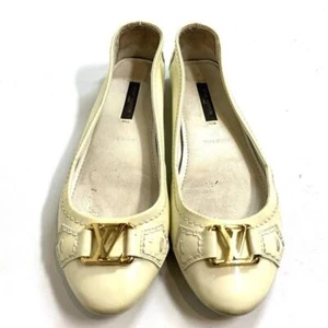 Louis Vuitton size 34 white flat - Picture 1 of 10
