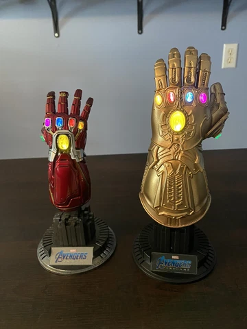 Hot Toys Marvel Avengers Endgame 1:4 Quarter Scale Infinity Gauntlet & NANO Cover