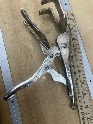 Pittsburgh ￼ Vise Grip 9” Locking Welding Clamp Pliers - Image 1 of 4