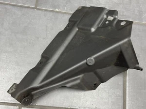 Abdeckung Versteifung links BMW E90 E91 E92 E93 Schmutzfänger vorne 7159189 - Picture 1 of 5
