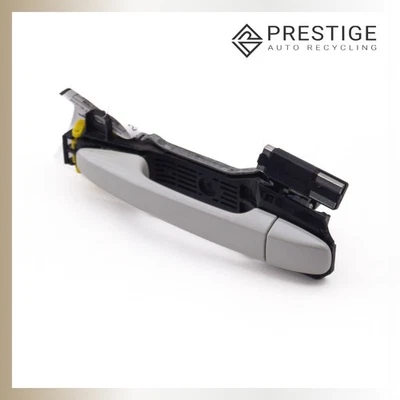 Manija de puerta exterior trasera izquierda Toyota Prius/Prius V 2010-2017 69211-74020-A0 OEM Foto 1 de 4