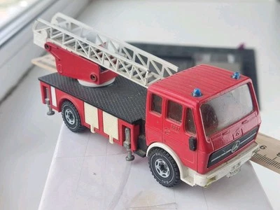 Rare SIKU 2819 Feuerwehr Mercedes Drehleiter Germany Fire Engine Diecast Car - Image 1 of 4