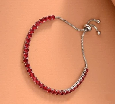 Brazalete Bolo para mujer corte redondo simulado rubí rojo enchapado en oro blanco de 14K Foto 1 de 4