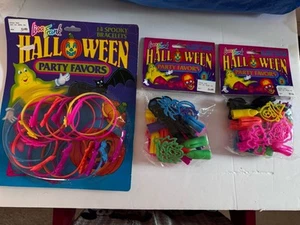 Vintage Lisa Frank Halloween Party Favors HTF Spooky Bracelets & Bubble Wands - Picture 1 of 9