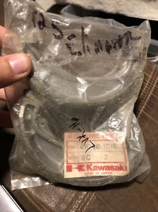 KAWASAKI KDX175 81-82 NOS 175 REAR Brake Shoes - Picture 1 of 3