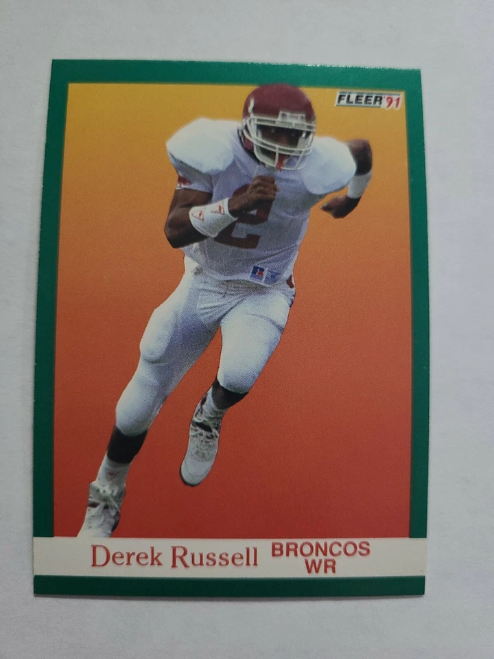 DEREK RUSSELL 1991 FLEER FOOTBALL CARD # 424 D9901 - Image 1 of 1