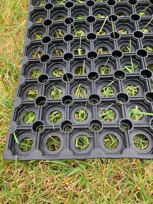 22mm Grass mats  gateway field mats playground matting  safety rubber Mud mats - Image 1 of 4