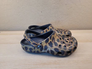 Crocs Classic Animal Print Cheetah Leopard Clogs Shoe Womens 9 Mens 7 - Picture 1 of 10