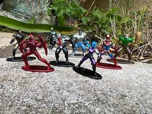 Top Angebote für 8 Jada Toys Marvel Universe Action Figuren Die-Cast Nano   - Bild 1 von 4