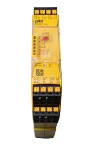 Pilz PNOZ S4 Sicherheitsmodul 24V DC 3xO 1xC Ident Nr. 751104 - Picture 1 of 6
