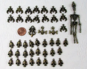 44 Halloween Skull Bat Charms Antique Bronze Gold Tone Pendants Findings Mix Lot - Picture 1 of 3