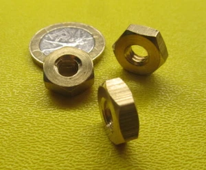 Tuerca hexagonal delgada extra ancha de latón, derecha, 1/4"-20 x 1/2" de ancho x 11/64" HT, 50 piezas - Imagen 1 de 11