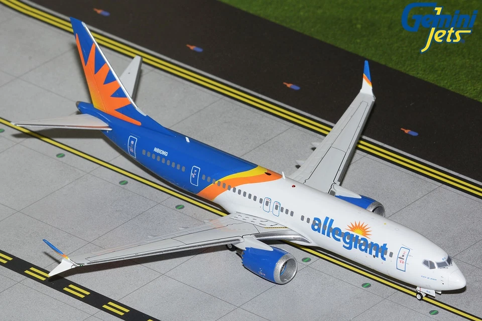 Allegiant Boeing 737 MAX 200 N810MG GeminiJets G2AAY1328 Scale 1:200 - Image 1 of 1